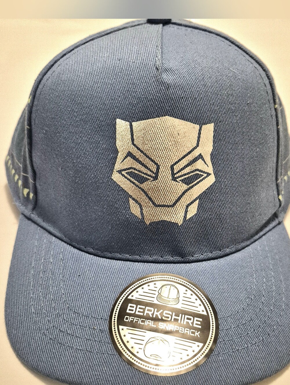 Black Panther Marvel, Wakanda Forever snapback Hat Light Blue/Silver Cotton OS